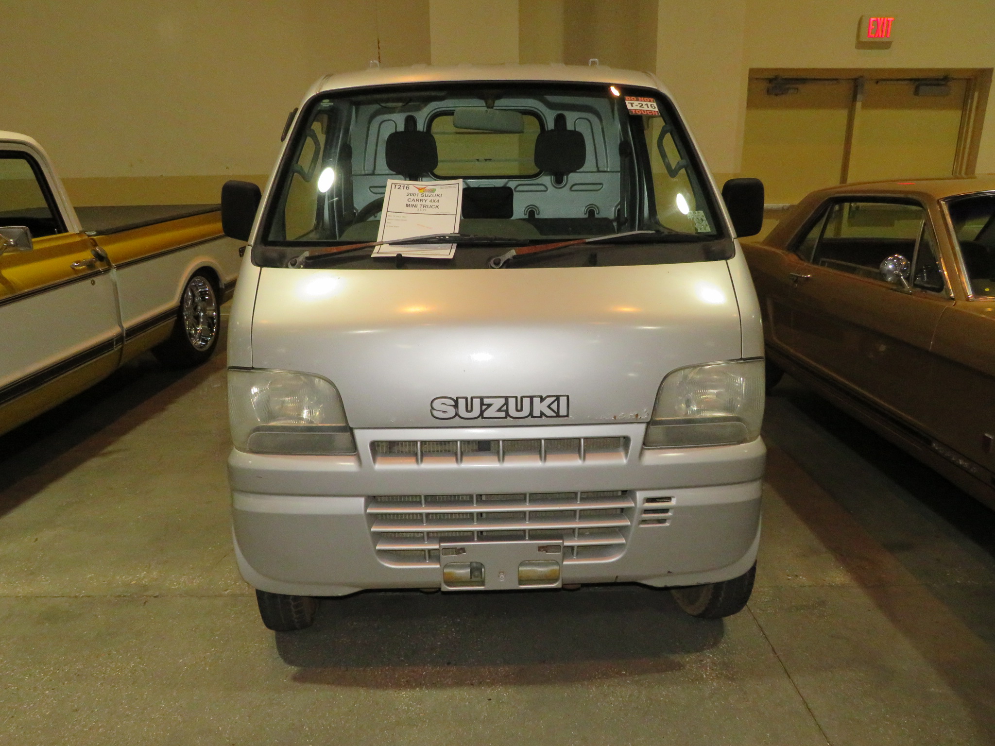 4th Image of a 2001 SUZUKI CARRY 4X4