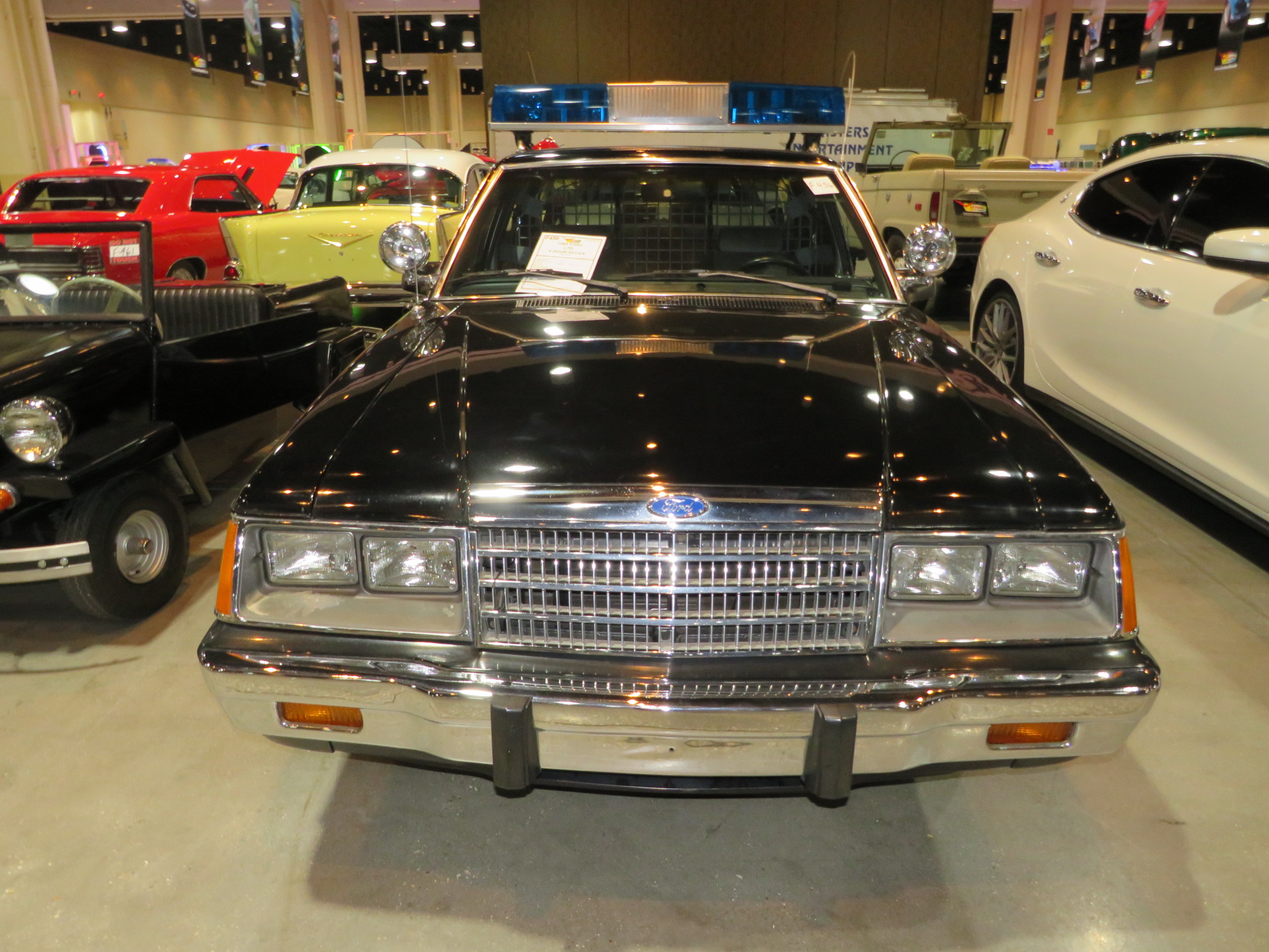 2nd Image of a 1984 FORD LTD