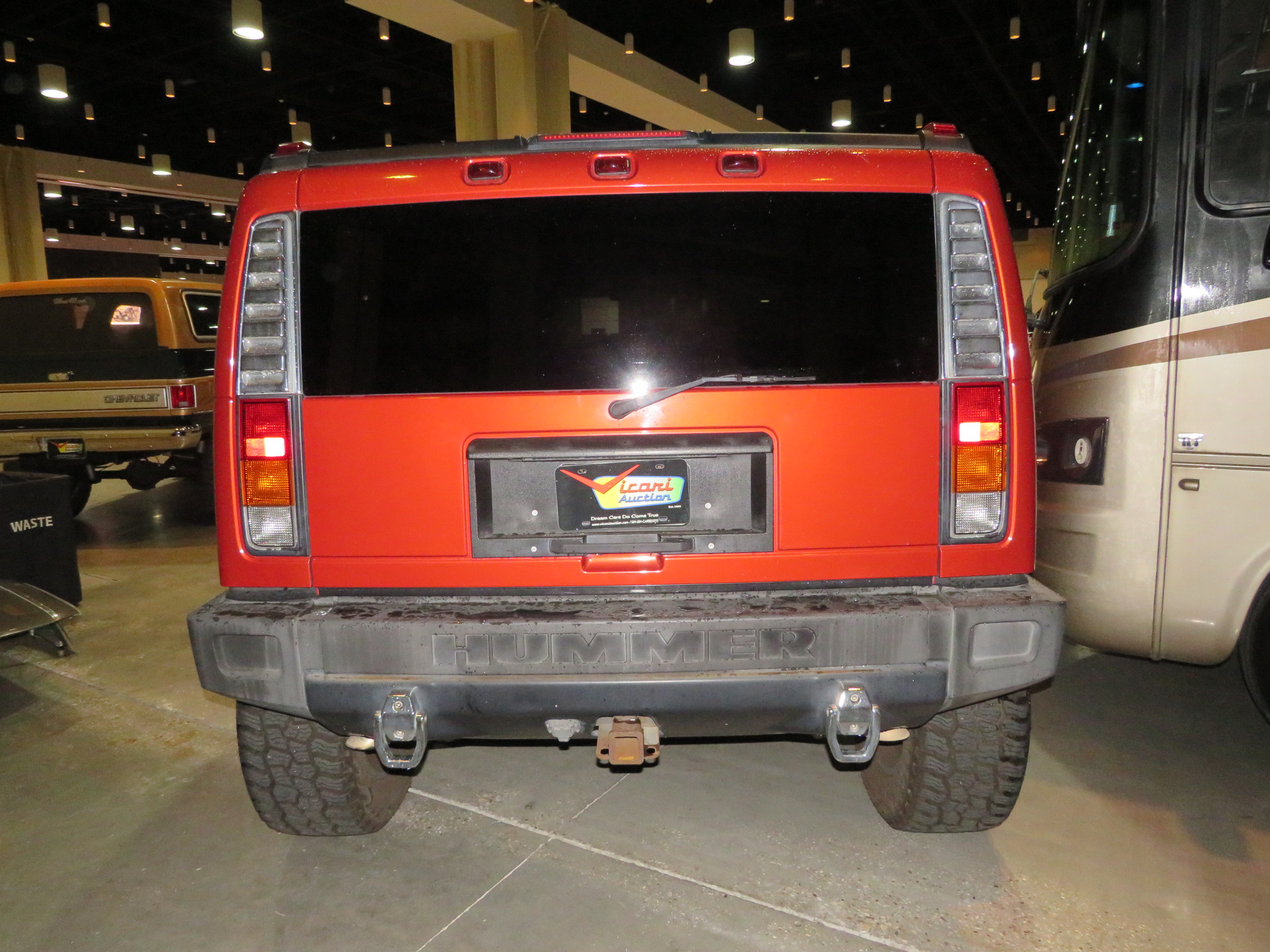 4th Image of a 2003 HUMMER H2 3/4 TON