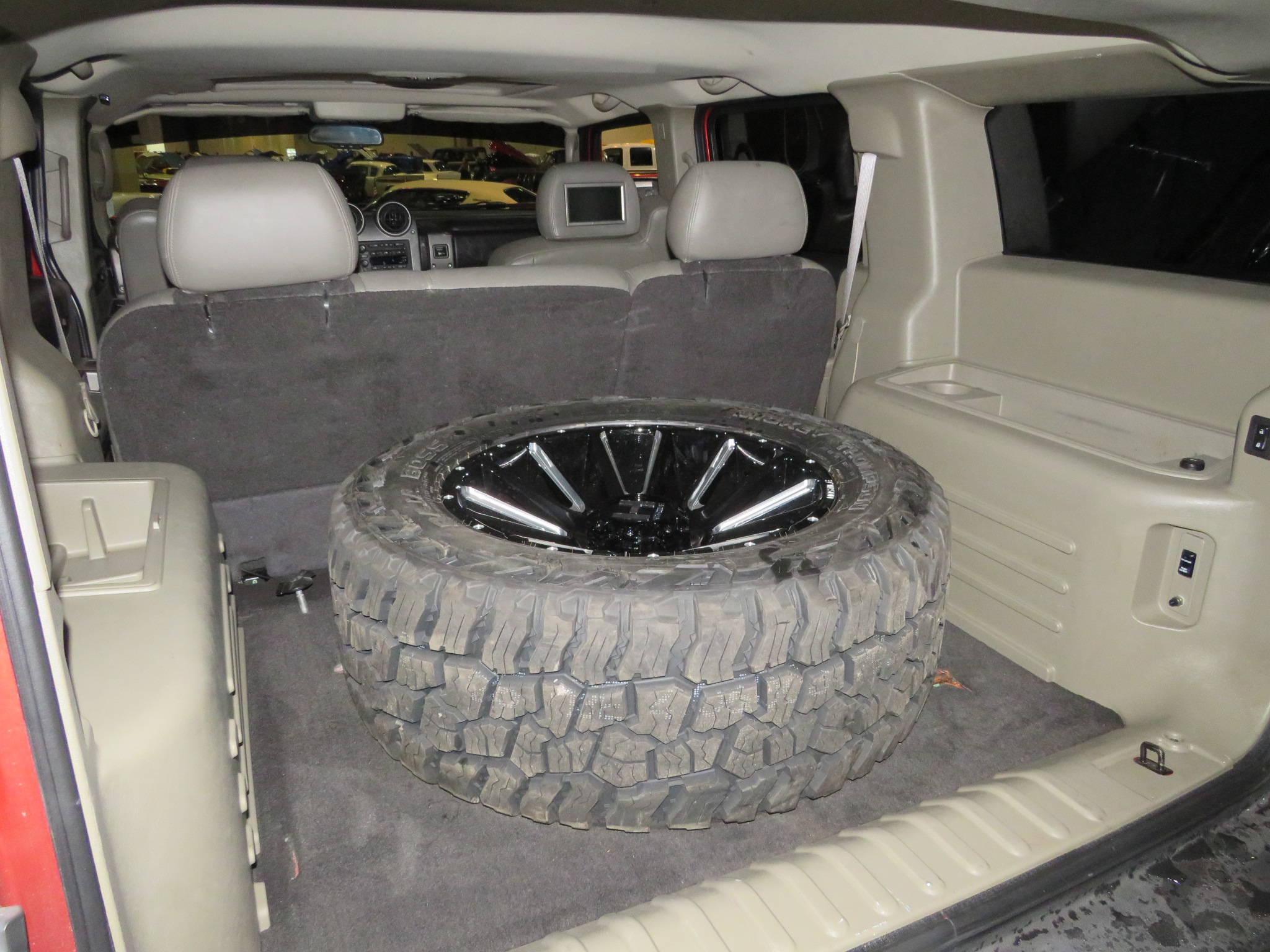 10th Image of a 2003 HUMMER H2 3/4 TON