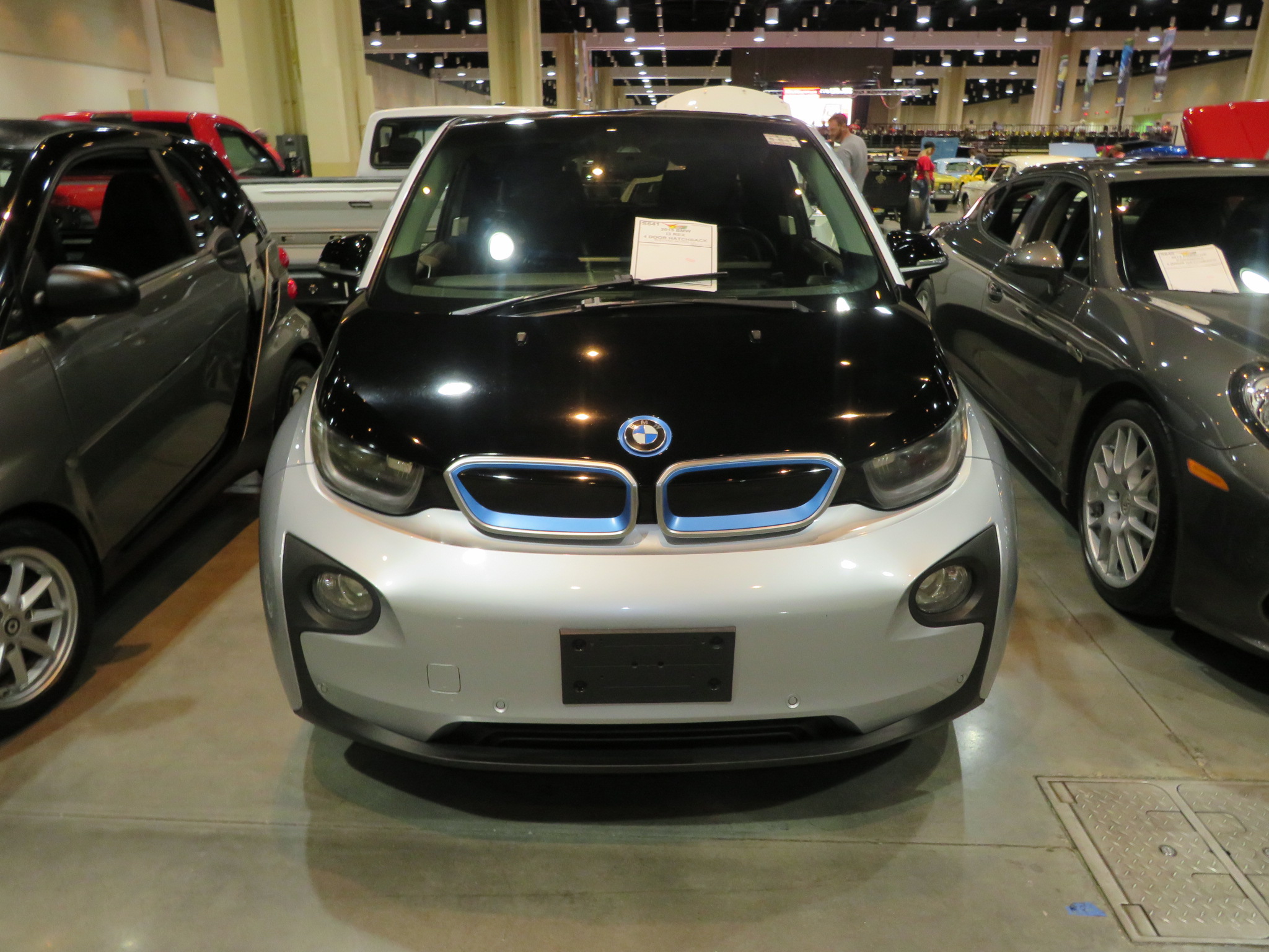 2nd Image of a 2015 BMW I3 REX