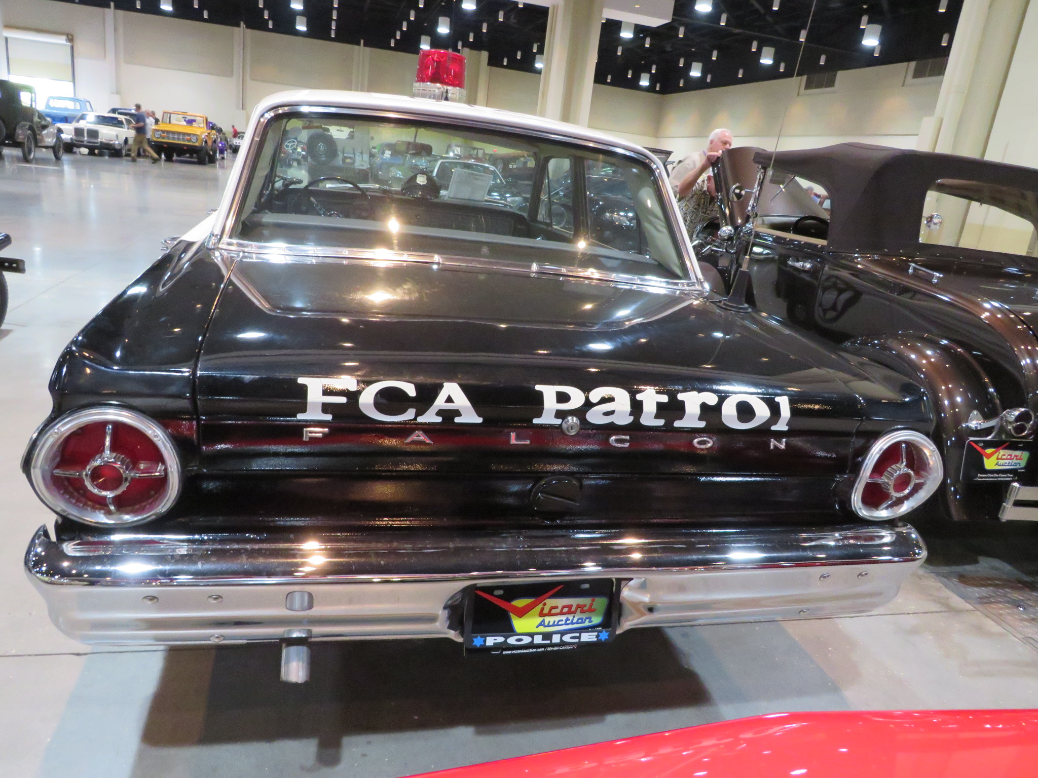 3rd Image of a 1965 FORD FALCON