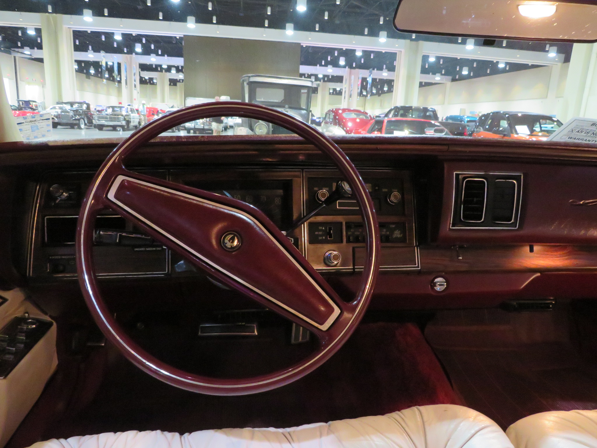 4th Image of a 1975 CHRYSLER IMPERIAL