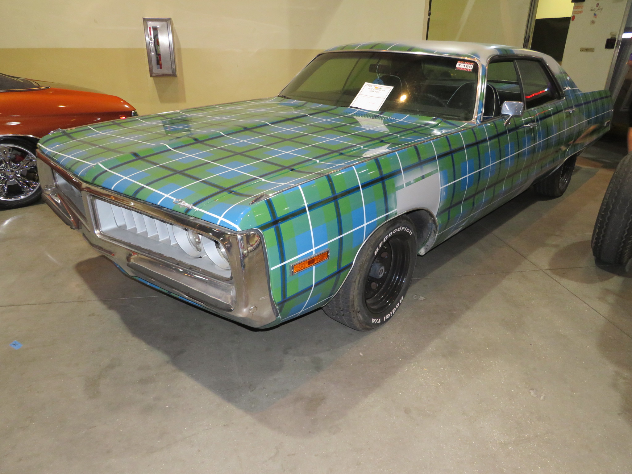 1st Image of a 1972 CHRYSLER NEW PORT