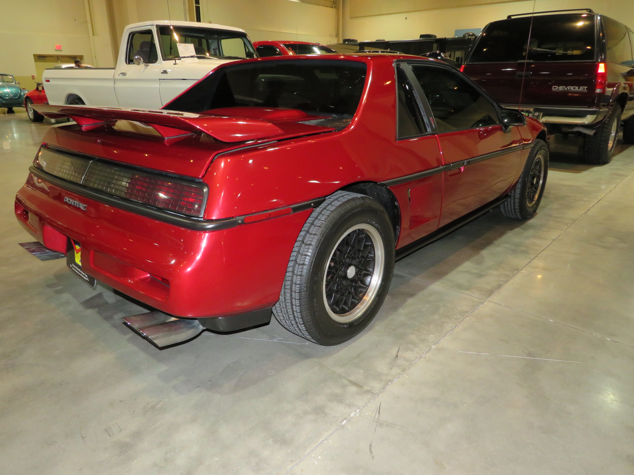 13th Image of a 1988 PONTIAC FIERO