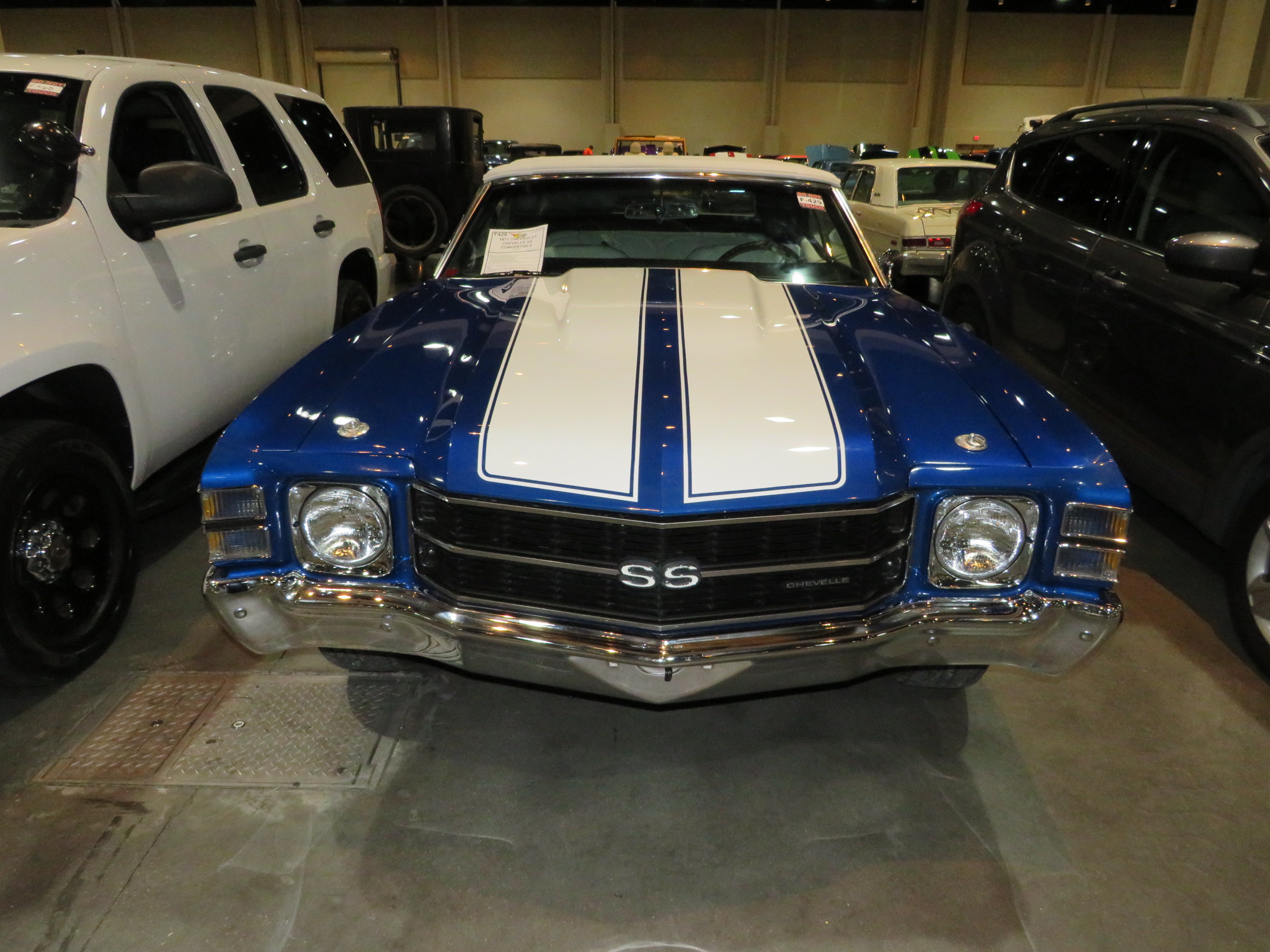 2nd Image of a 1971 CHEVROLET CHEVELLE SS