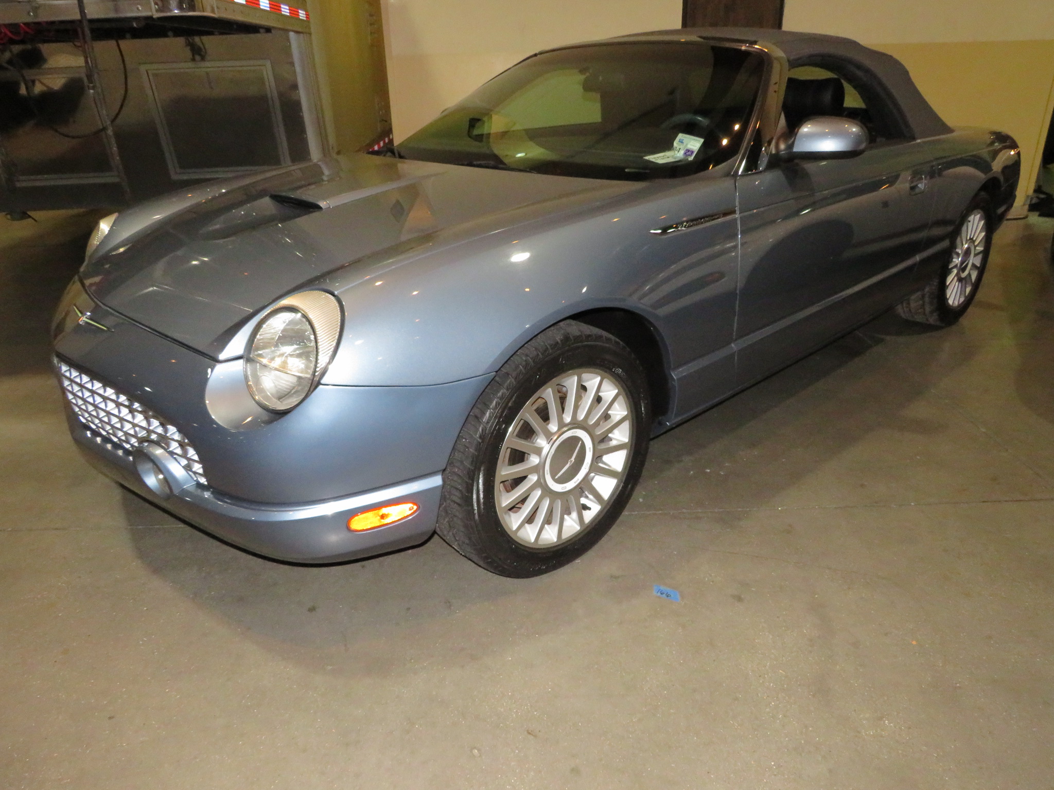 0th Image of a 2005 FORD THUNDERBIRD