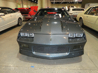 Image 3 of 12 of a 1988 CHEVROLET CAMARO IROC-Z