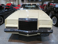 Image 3 of 14 of a 1981 CHRYSLER IMPERIAL LUXURY