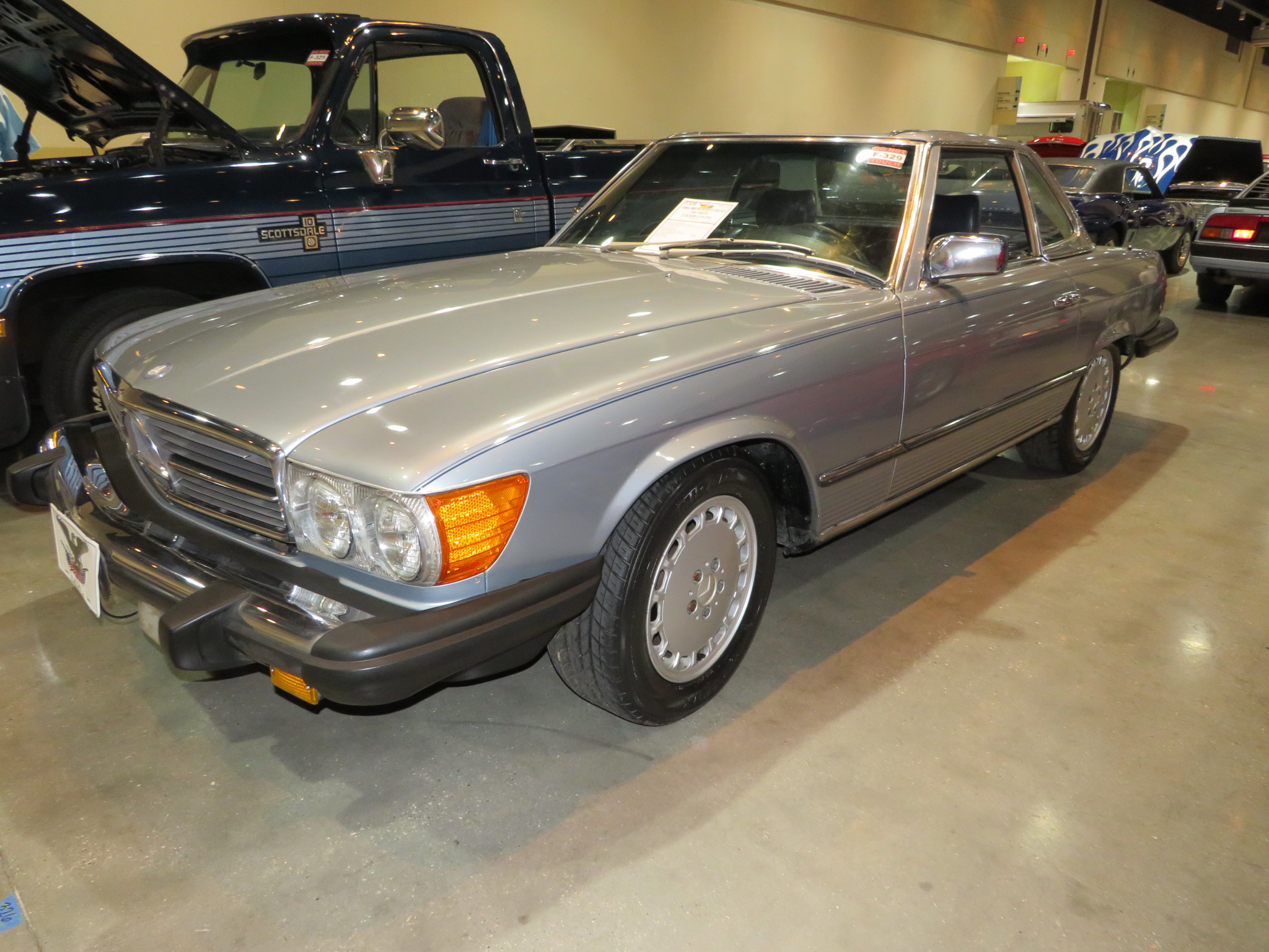 1st Image of a 1984 MERCEDES-BENZ 380 380SL