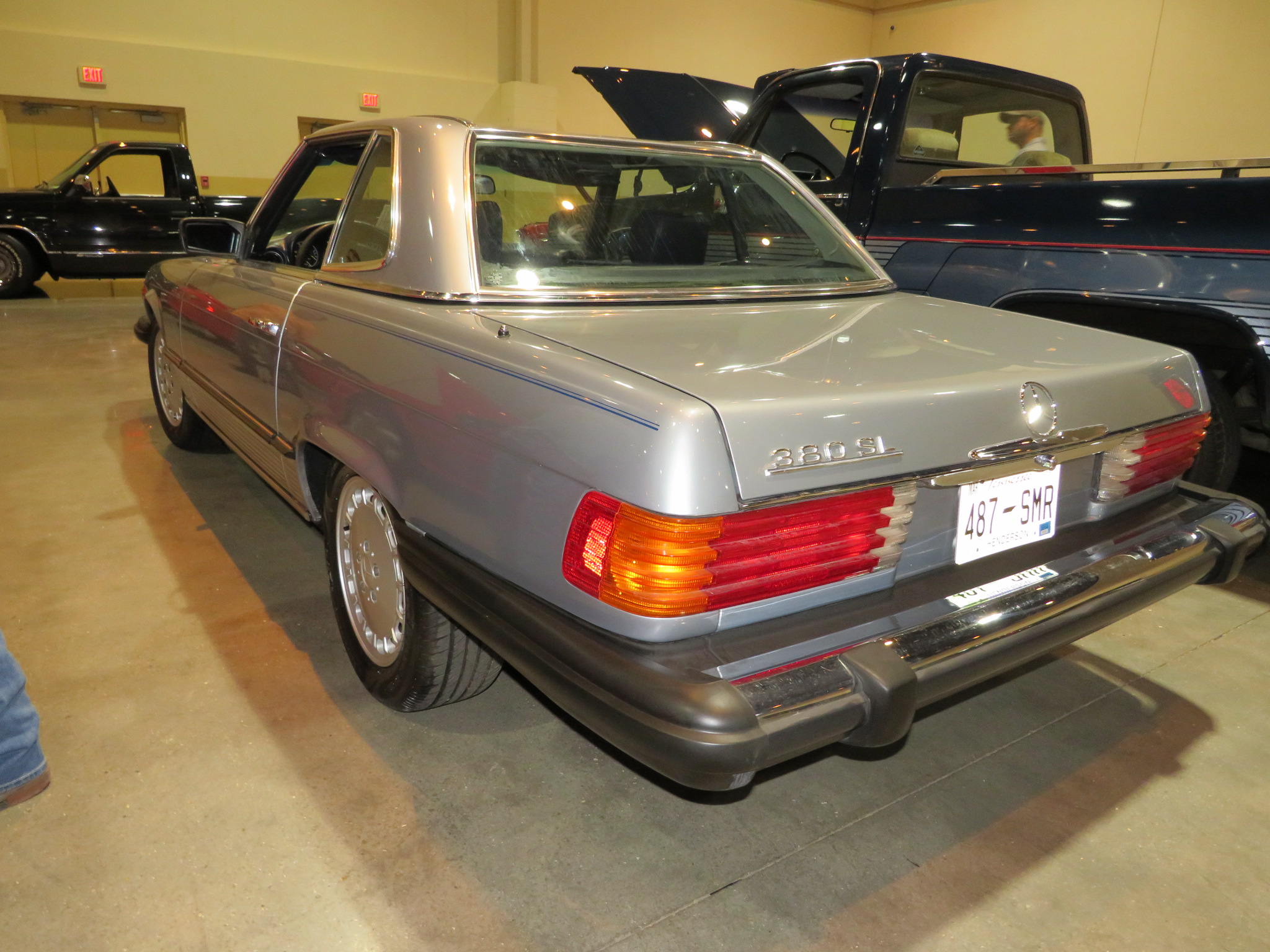 11th Image of a 1984 MERCEDES-BENZ 380 380SL