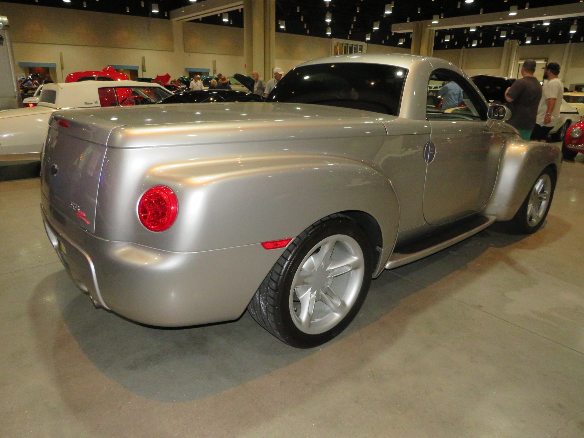 1st Image of a 2004 CHEVROLET SSR LS