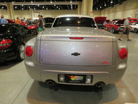 Image 5 of 12 of a 2004 CHEVROLET SSR LS