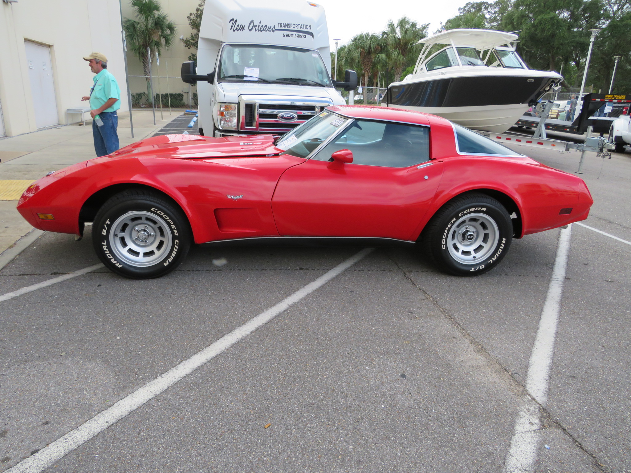 2nd Image of a 1978 CHEVROLET CORVETTE