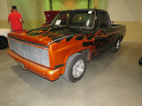Image 2 of 13 of a 1985 CHEVROLET C10