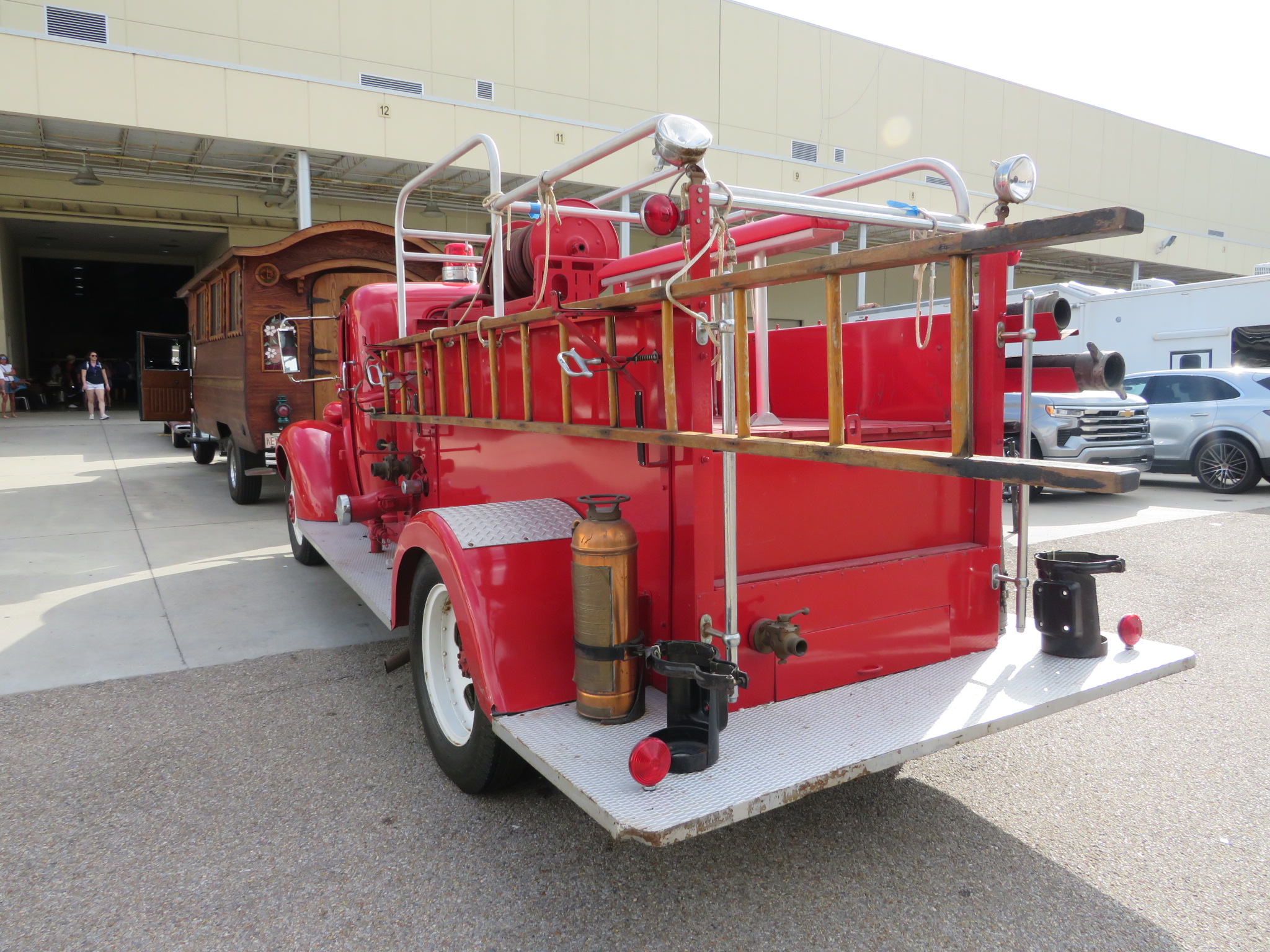 3rd Image of a 1941 CHEVROLET FIRE TRUCK