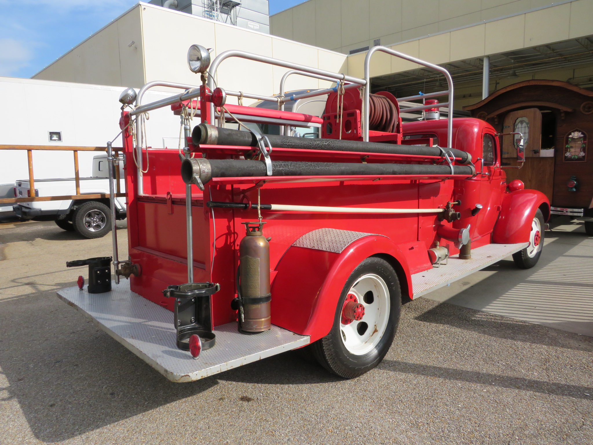 5th Image of a 1941 CHEVROLET FIRE TRUCK