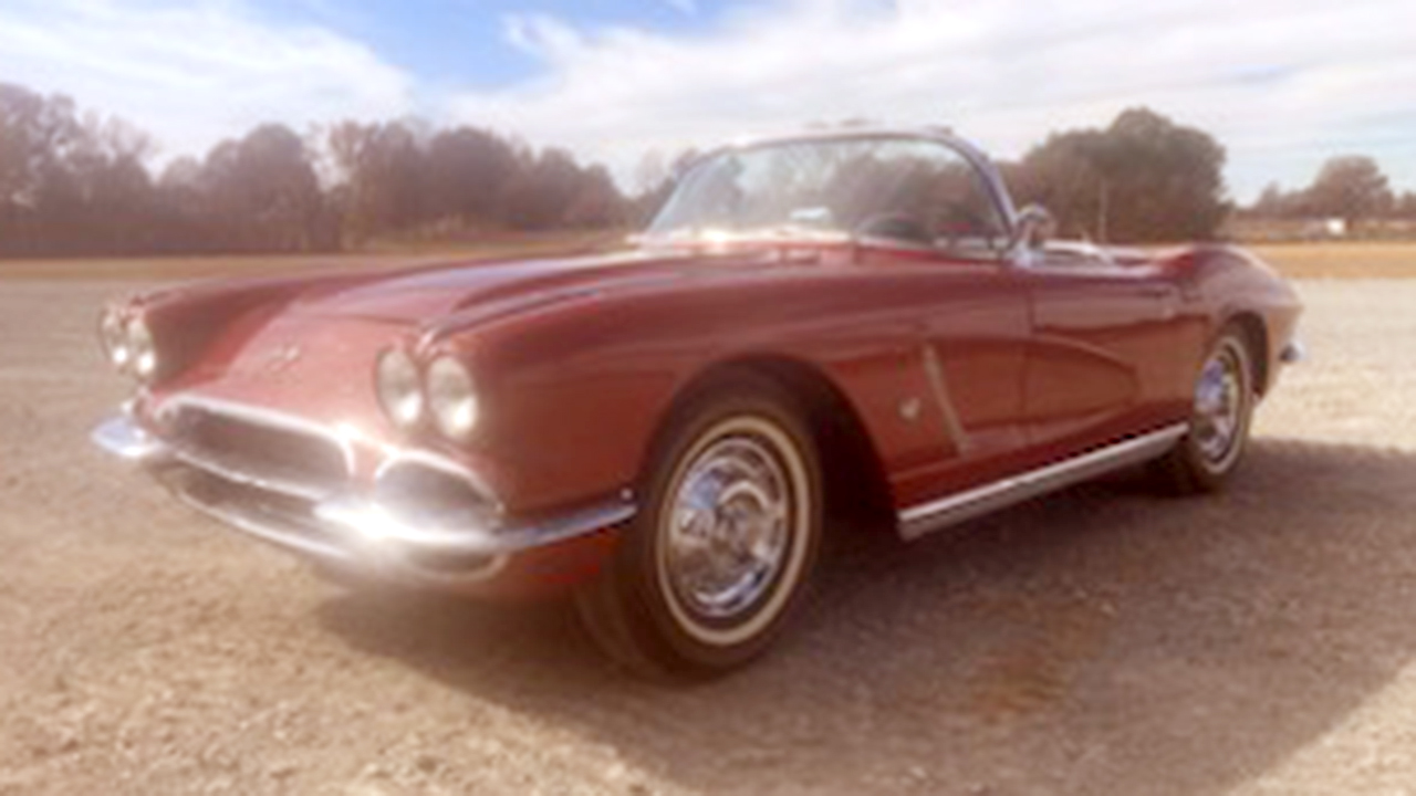 1st Image of a 1962 CHEVROLET CORVETTE