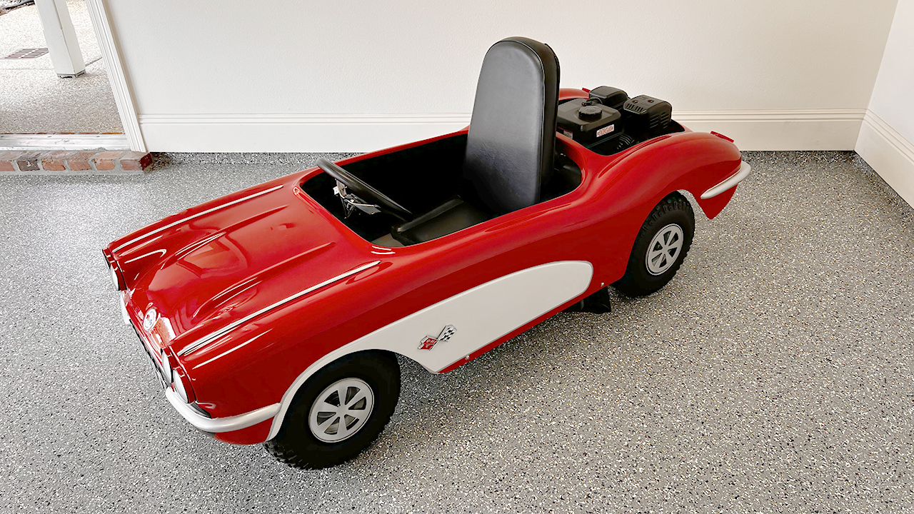 1st Image of a 1962 YARDMAN MINIATURE CORVETTE