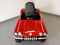 Image 6 of 16 of a 1962 YARDMAN MINIATURE CORVETTE