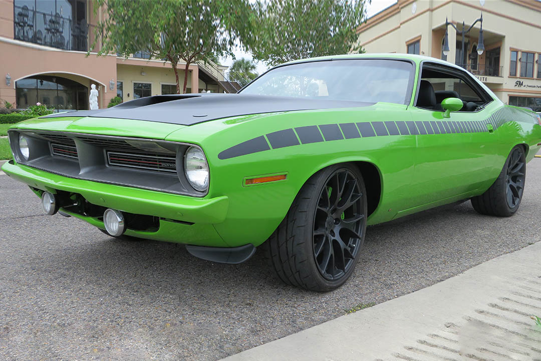 3rd Image of a 1970 CHRYSLER/PLYMOUTH BARRACUDA