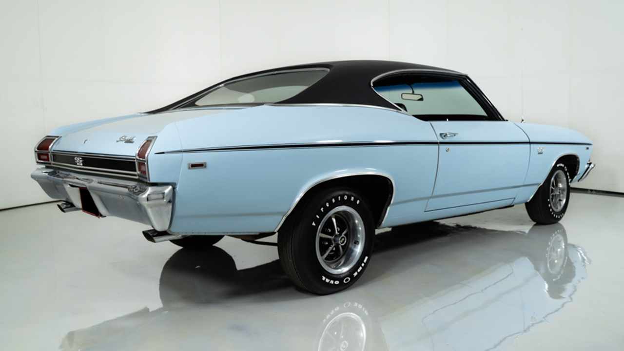 3rd Image of a 1969 CHEVROLET CHEVELLE