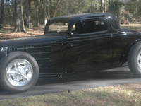 Image 2 of 16 of a 1934 FORD THREE WINDOW