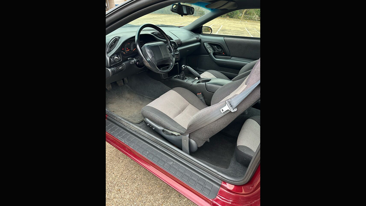 9th Image of a 1994 CHEVROLET CAMARO Z28