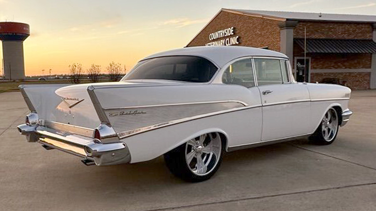 3rd Image of a 1957 CHEVROLET BELAIR