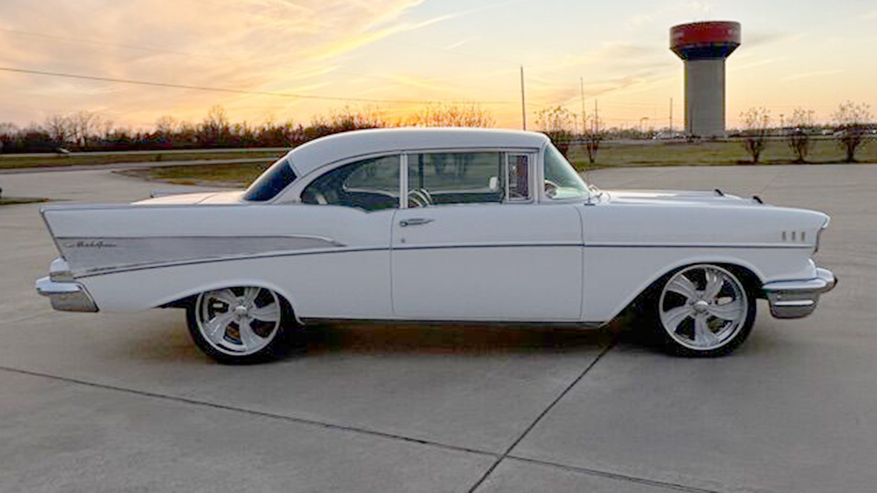 8th Image of a 1957 CHEVROLET BELAIR