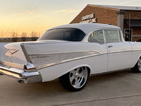 Image 4 of 21 of a 1957 CHEVROLET BELAIR