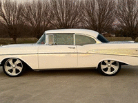 Image 8 of 21 of a 1957 CHEVROLET BELAIR