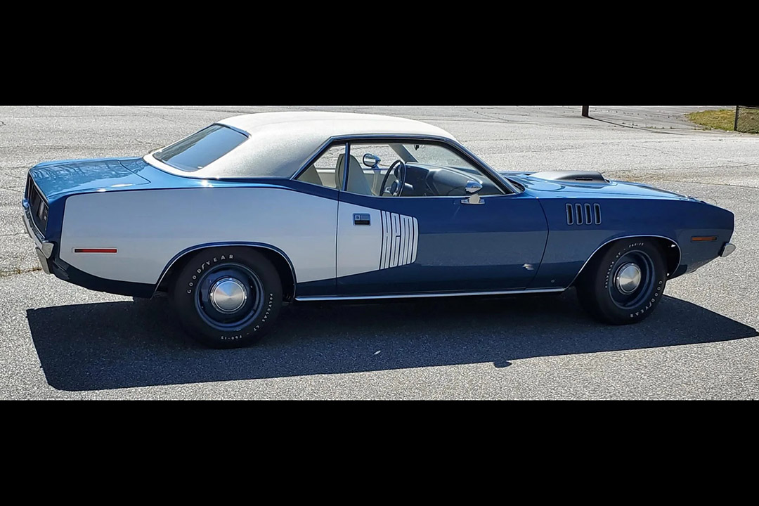 4th Image of a 1971 PLYMOUTH CUDA