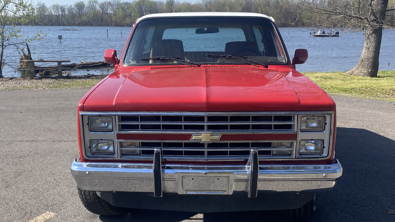 3rd Image of a 1985 CHEVROLET BLAZER