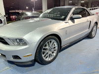 Image 1 of 2 of a 2012 FORD MUSTANG