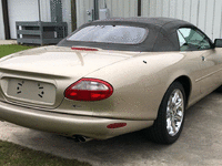 Image 4 of 13 of a 2000 JAGUAR XK8