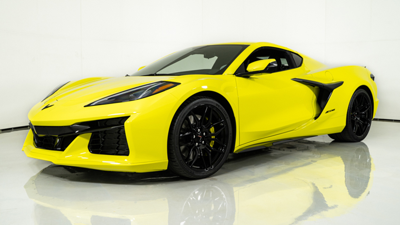 0th Image of a 2023 CHEVROLET CORVETTE Z06