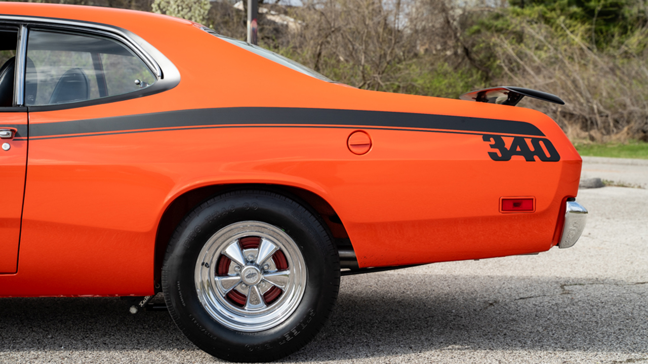 4th Image of a 1971 PLYMOUTH DUSTER