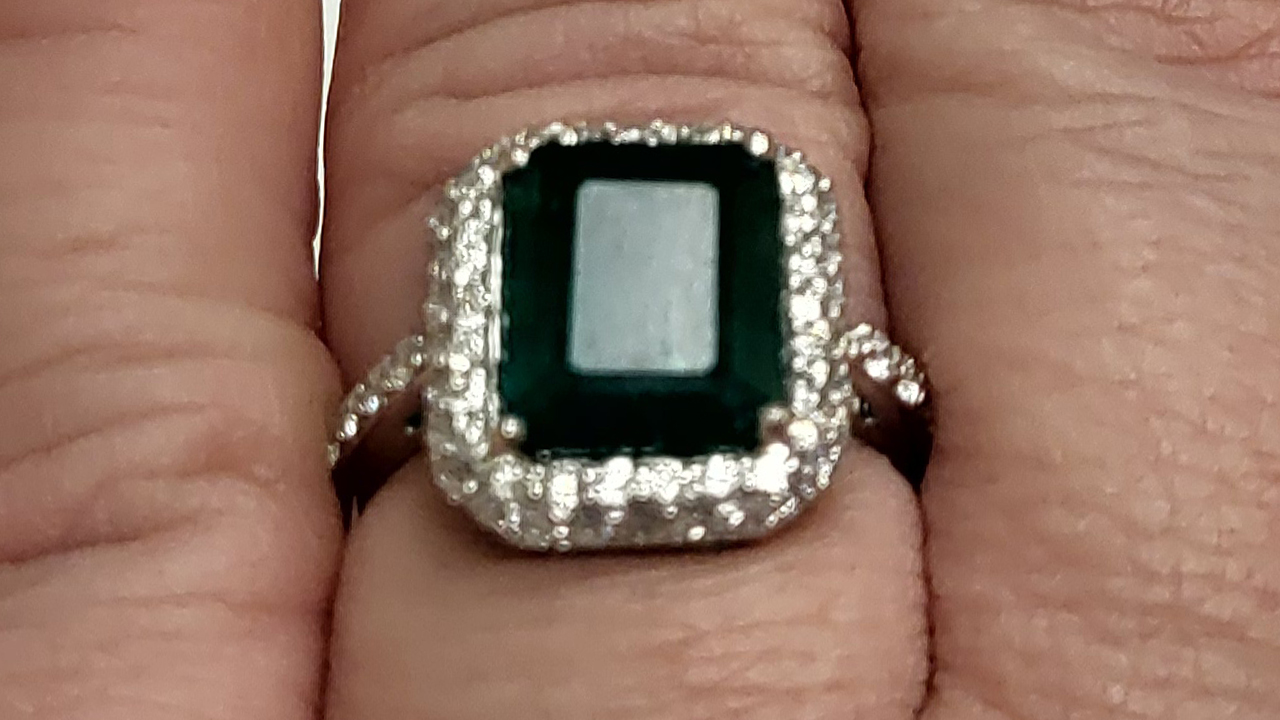 6th Image of a N/A PLATINUM NATURAL EMERALD & DIAMOND