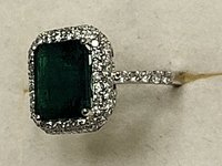 Image 4 of 10 of a N/A PLATINUM NATURAL EMERALD & DIAMOND