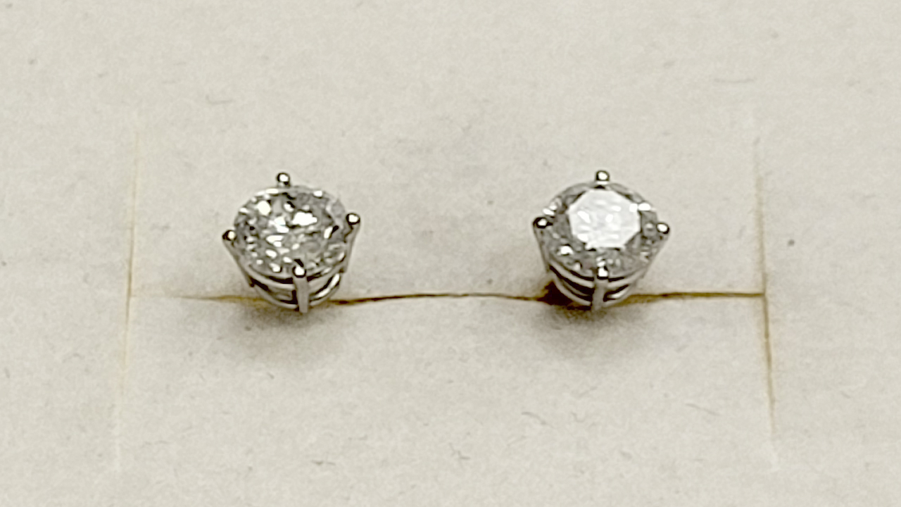 1st Image of a N/A 14K WHITE GOLD DIAMOND STUD