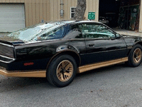 Image 2 of 7 of a 1984 PONTIAC FIREBIRD