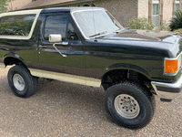 Image 2 of 5 of a 1990 FORD BRONCO