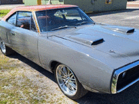 Image 2 of 18 of a 1970 DODGE SUPER BEE