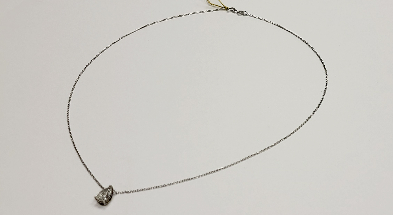 4th Image of a N/A 14K WHITE GOLD DIAMOND SOLITAIRE