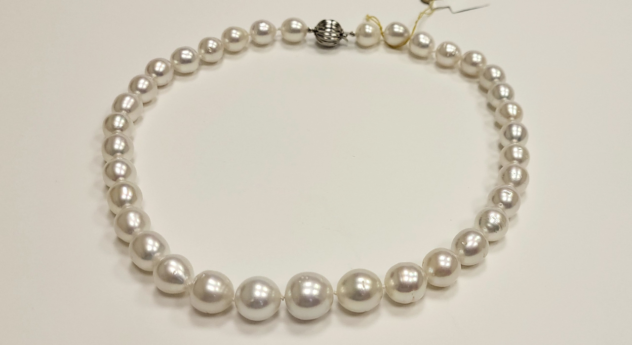 3rd Image of a N/A SOUTH SEA PEARL