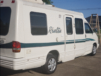 Image 6 of 17 of a 1996 WINNEBAGO RIALTA