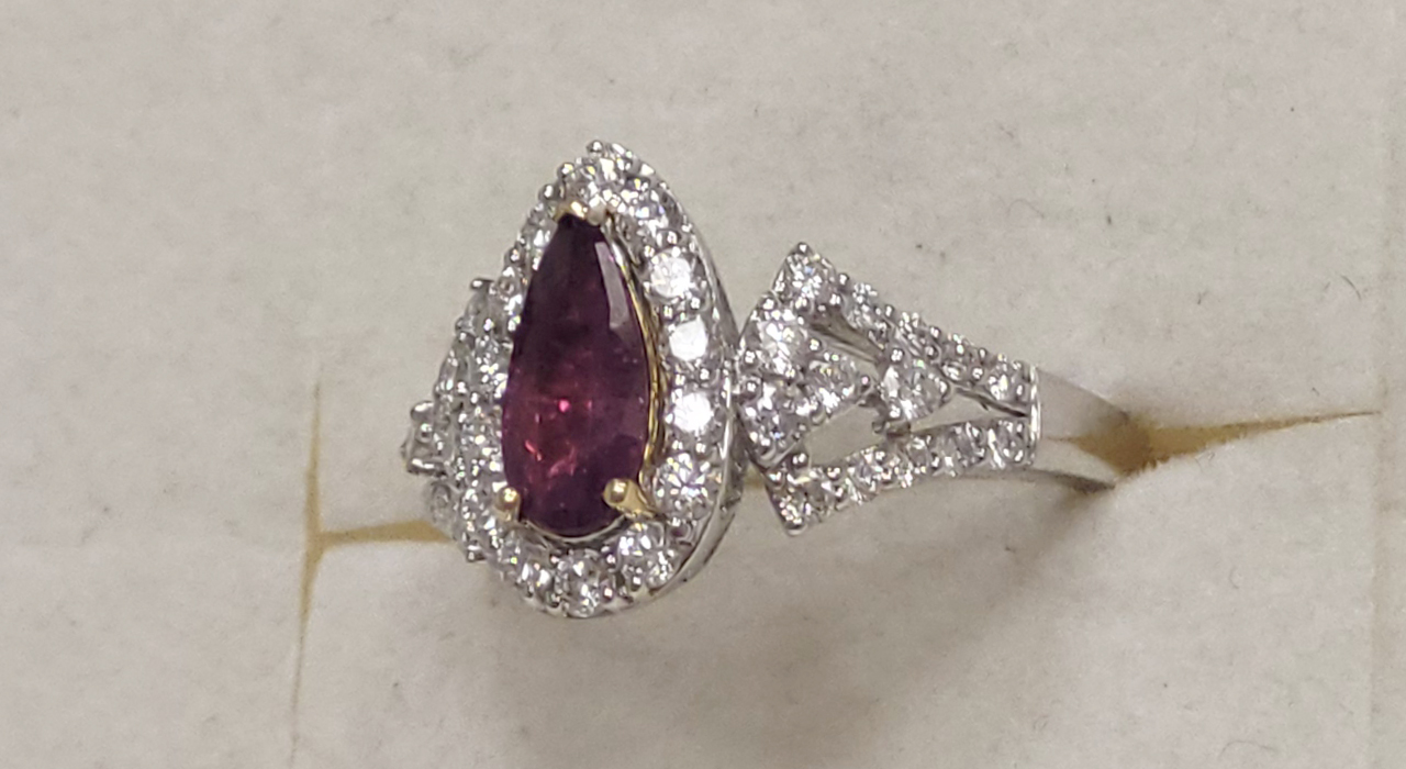 2nd Image of a N/A KASHMIR SAPPHIRE DIAMOND