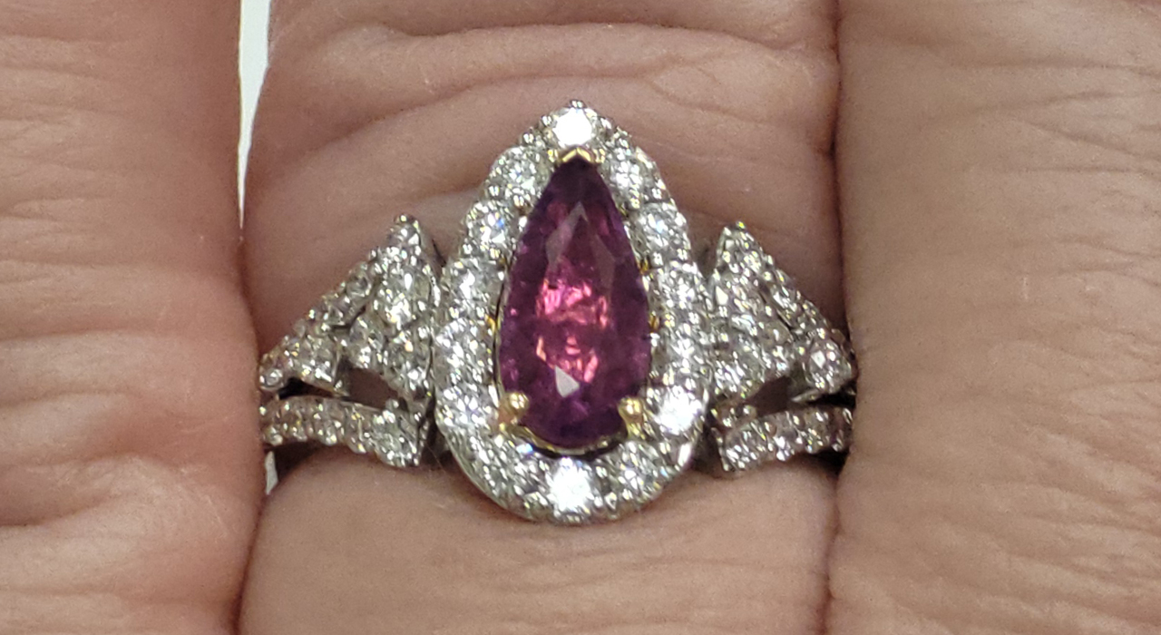 3rd Image of a N/A KASHMIR SAPPHIRE DIAMOND