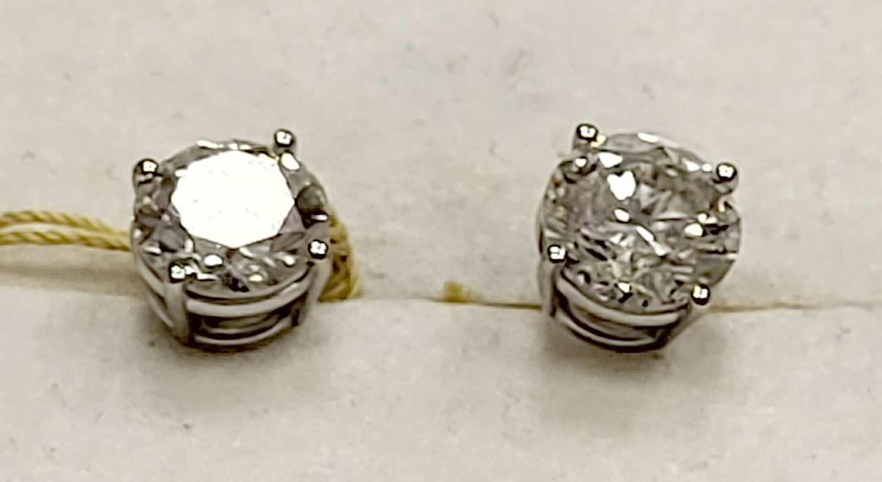 3rd Image of a N/A 14K WHITE GOLD DIAMOND STUD